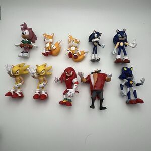 Sega Sonic The Hedgehog PVC Lot Of 10 PVC Figures Metal Sonic Knuckles Tails
